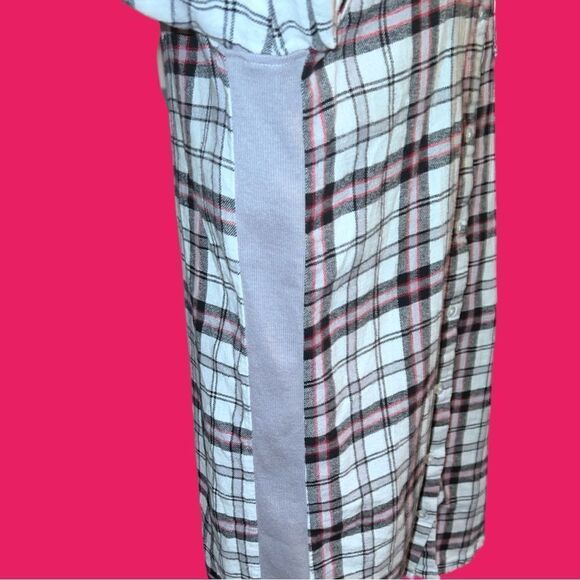 Serra new plaid flannel nightgown! - Picture 5 of 8